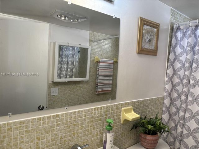 2903 Point East Drive K207, Aventura, FL 33160