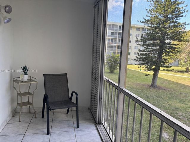 2903 Point East Drive K207, Aventura, FL 33160