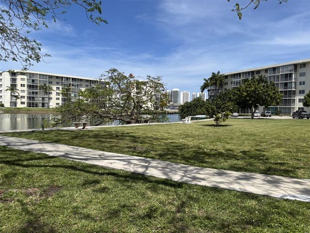 2903 Point East Drive K207, Aventura, FL 33160