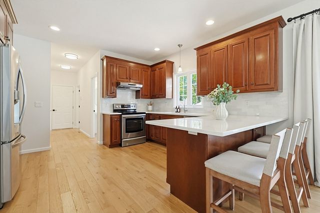 6 Forest Path, Hopedale, MA 01747