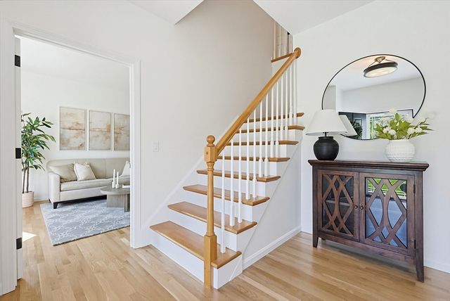 6 Forest Path, Hopedale, MA 01747