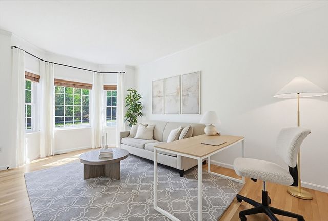 6 Forest Path, Hopedale, MA 01747