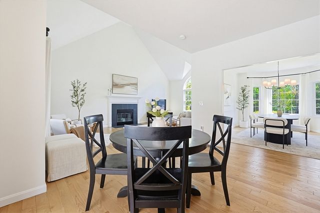6 Forest Path, Hopedale, MA 01747