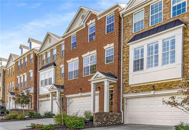 3624 Chattahoochee Summit SE Drive, Atlanta, GA 30339