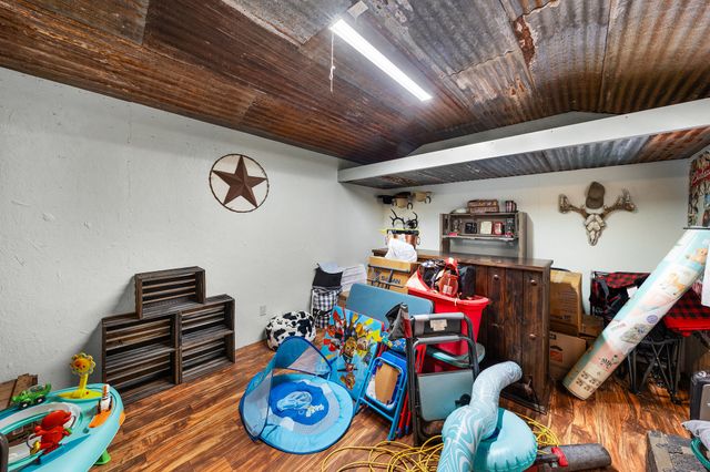 50 County Road 13200, Blossom, TX 75416