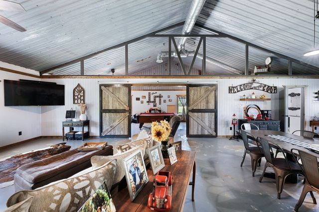 50 County Road 13200, Blossom, TX 75416