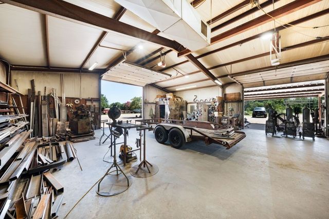 50 County Road 13200, Blossom, TX 75416