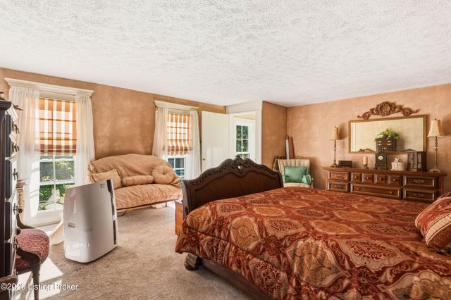 6123 W Highway 146, Crestwood, KY 40014