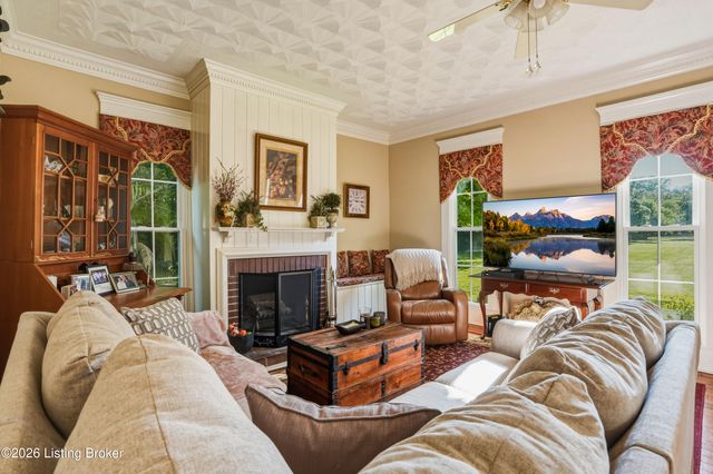 6123 W Highway 146, Crestwood, KY 40014