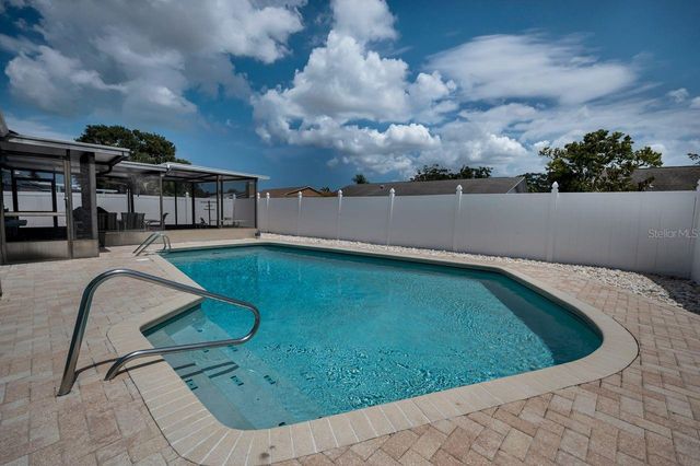 1614 DALE CIRCLE N, Dunedin, FL 34698