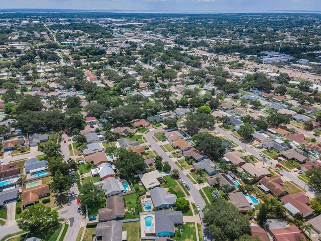 1614 DALE CIRCLE N, Dunedin, FL 34698