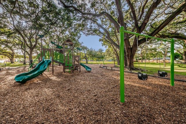1614 DALE CIRCLE N, Dunedin, FL 34698