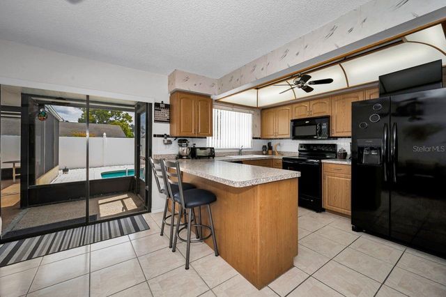 1614 DALE CIRCLE N, Dunedin, FL 34698