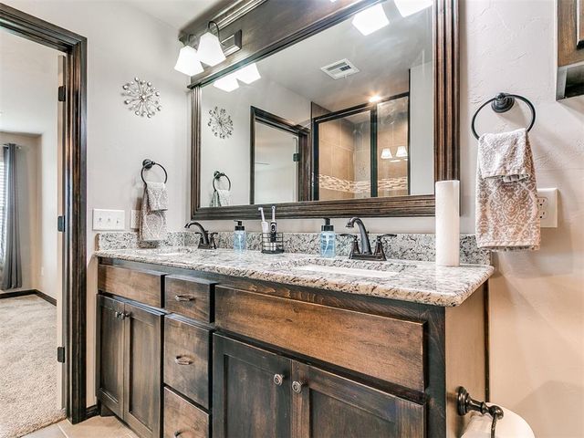 9432 NW 86th Street, Yukon, OK 73099