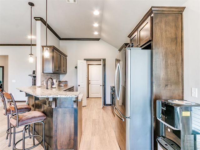 9432 NW 86th Street, Yukon, OK 73099