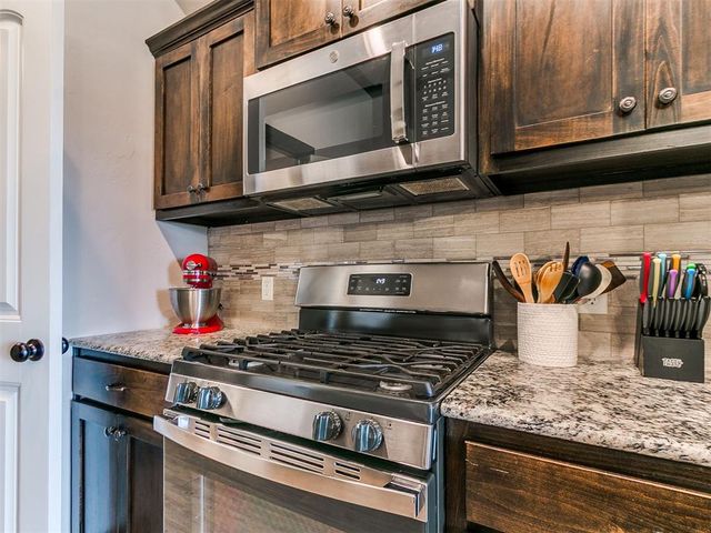9432 NW 86th Street, Yukon, OK 73099