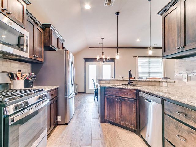 9432 NW 86th Street, Yukon, OK 73099