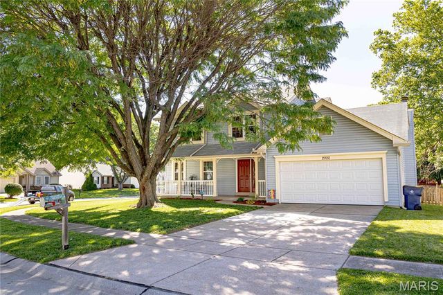 2920 Sherwood Drive, Florissant, MO 63031