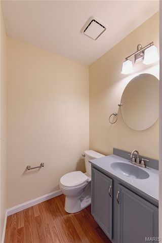 2920 Sherwood Drive, Florissant, MO 63031
