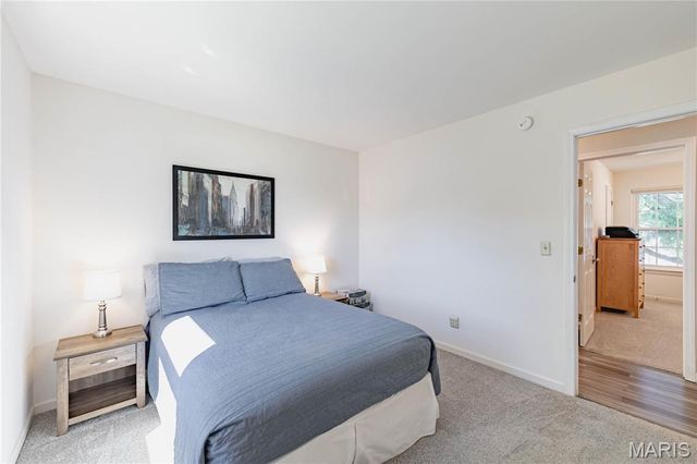 2920 Sherwood Drive, Florissant, MO 63031