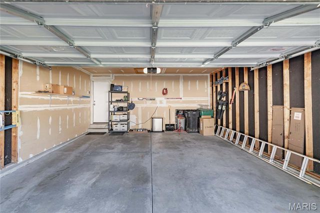 2920 Sherwood Drive, Florissant, MO 63031
