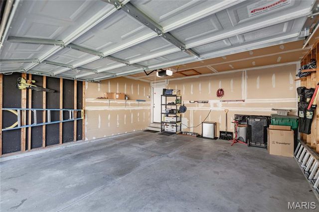2920 Sherwood Drive, Florissant, MO 63031
