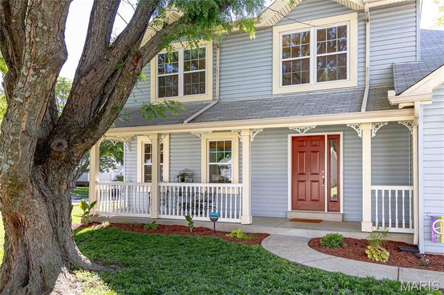 2920 Sherwood Drive, Florissant, MO 63031
