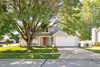 2920 Sherwood Drive, Florissant, MO 63031