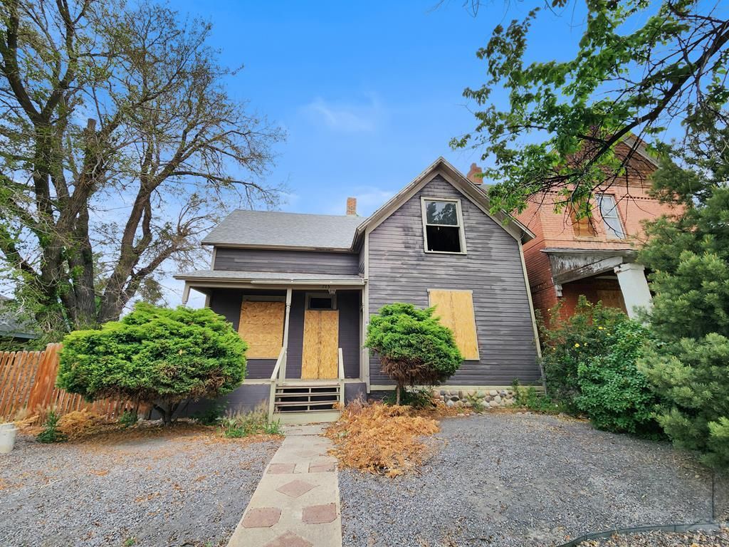 715 E 8th St, Pueblo, CO 81001