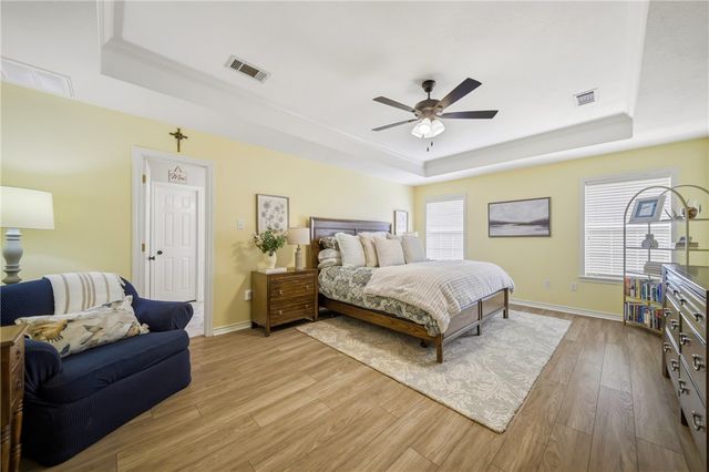 2006 Ravenstone Loop, College Station, TX 77845