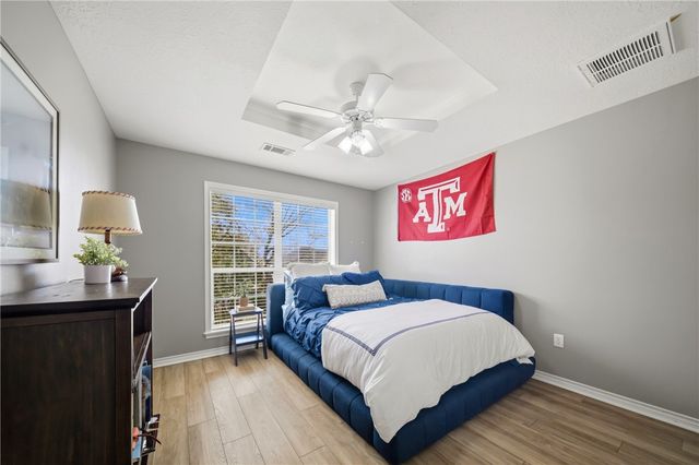 2006 Ravenstone Loop, College Station, TX 77845