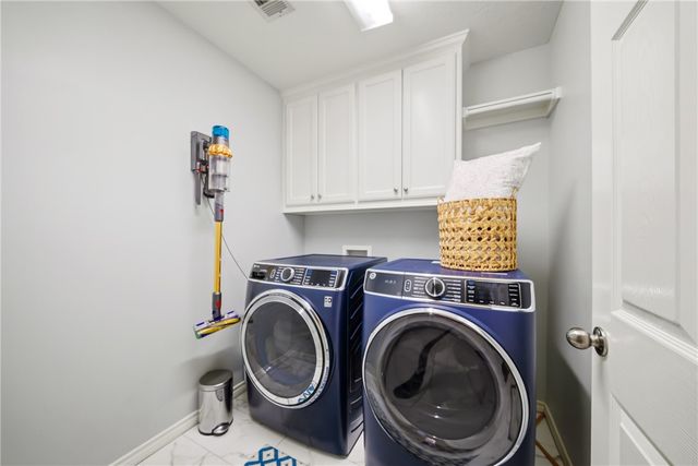 2006 Ravenstone Loop, College Station, TX 77845