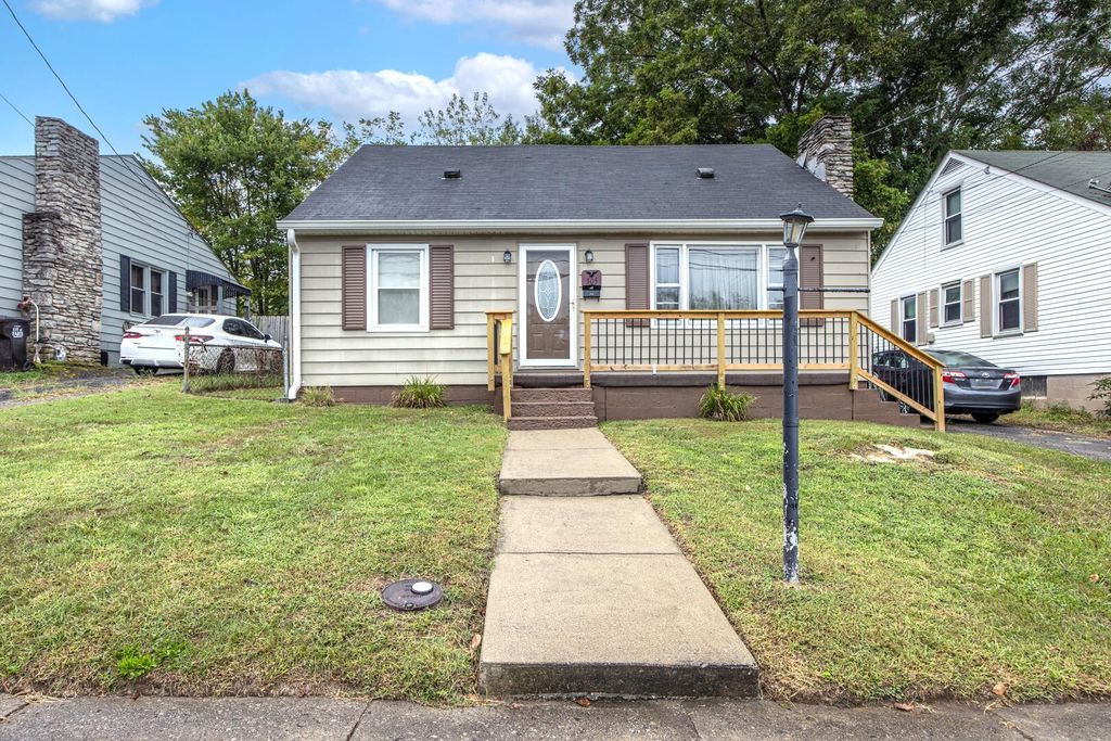 305 Creekview Drive, Paris, KY 40361