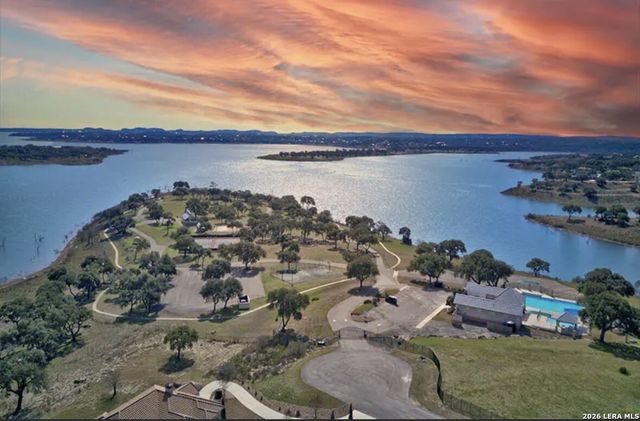 1299 Mystic Pkwy, Spring Branch, TX 78070