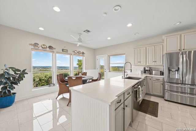 1299 Mystic Pkwy, Spring Branch, TX 78070