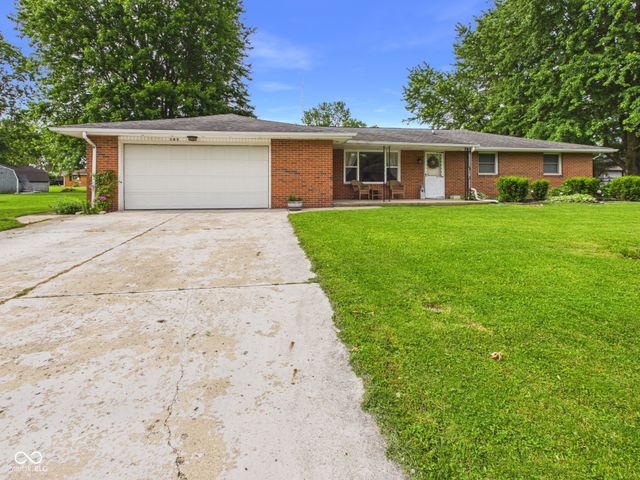 107 Tanglewood Drive, Anderson, IN 46012