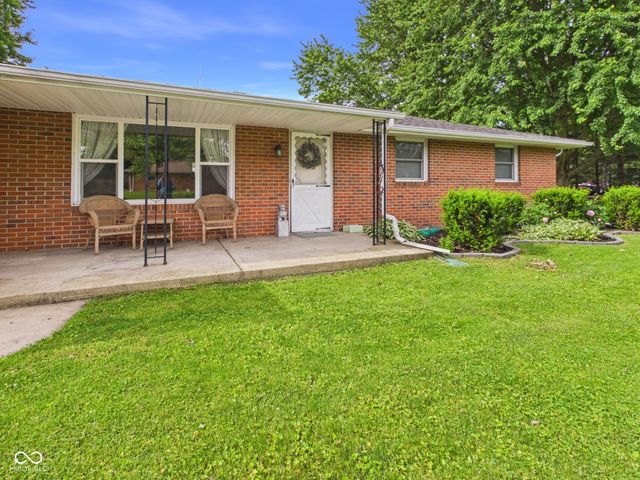 107 Tanglewood Drive, Anderson, IN 46012