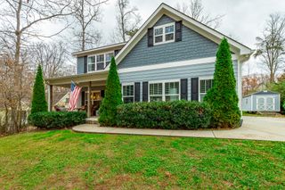 3680 Wilson Avenue, Signal Mountain, TN 37377