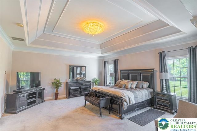 4508 Homestead Drive, Lower Nazareth Twp, PA 18064