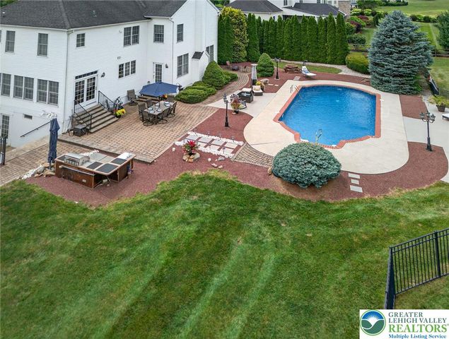 4508 Homestead Drive, Lower Nazareth Twp, PA 18064