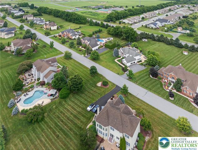 4508 Homestead Drive, Lower Nazareth Twp, PA 18064