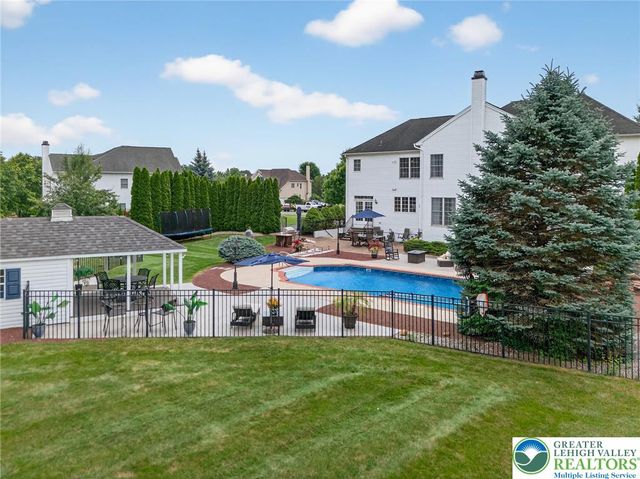 4508 Homestead Drive, Lower Nazareth Twp, PA 18064