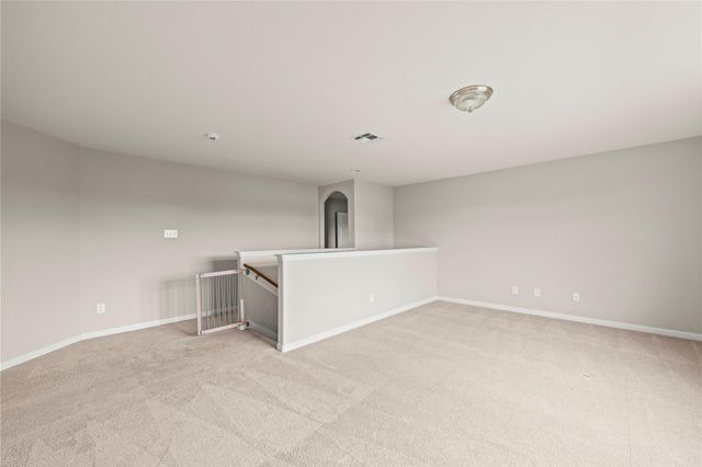 105 J E Brown LN, Jarrell, TX 76537