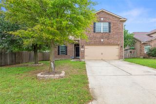 105 J E Brown LN, Jarrell, TX 76537