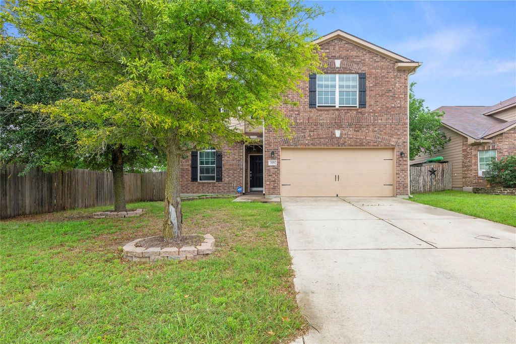 105 J E Brown LN, Jarrell, TX 76537
