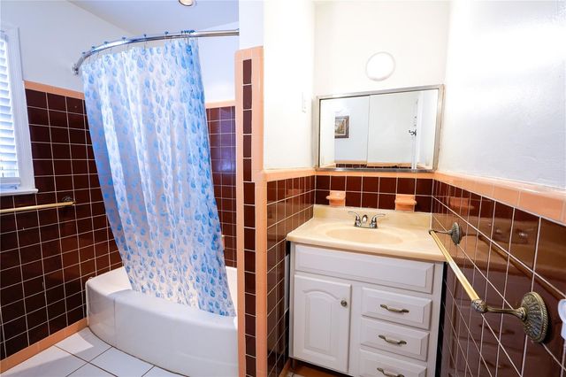 1208 N HALIFAX AVENUE, Daytona Beach, FL 32118