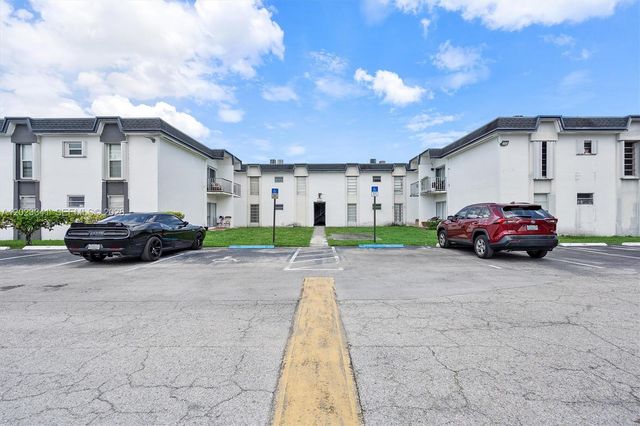 7232 SW 94th Pl E6, Miami, FL 33173