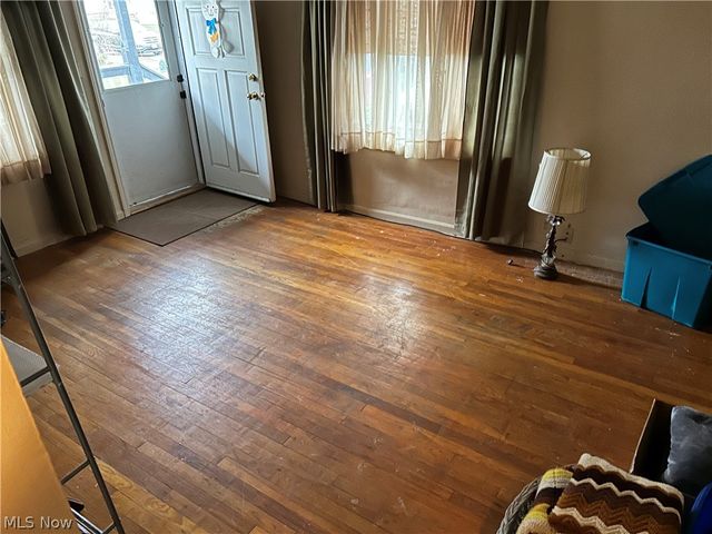 4365 W 187th Street, Cleveland, OH 44135