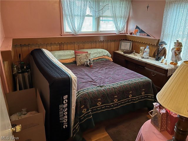 4365 W 187th Street, Cleveland, OH 44135