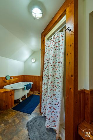 484 Hardy Road, Wilmington, NY 12997